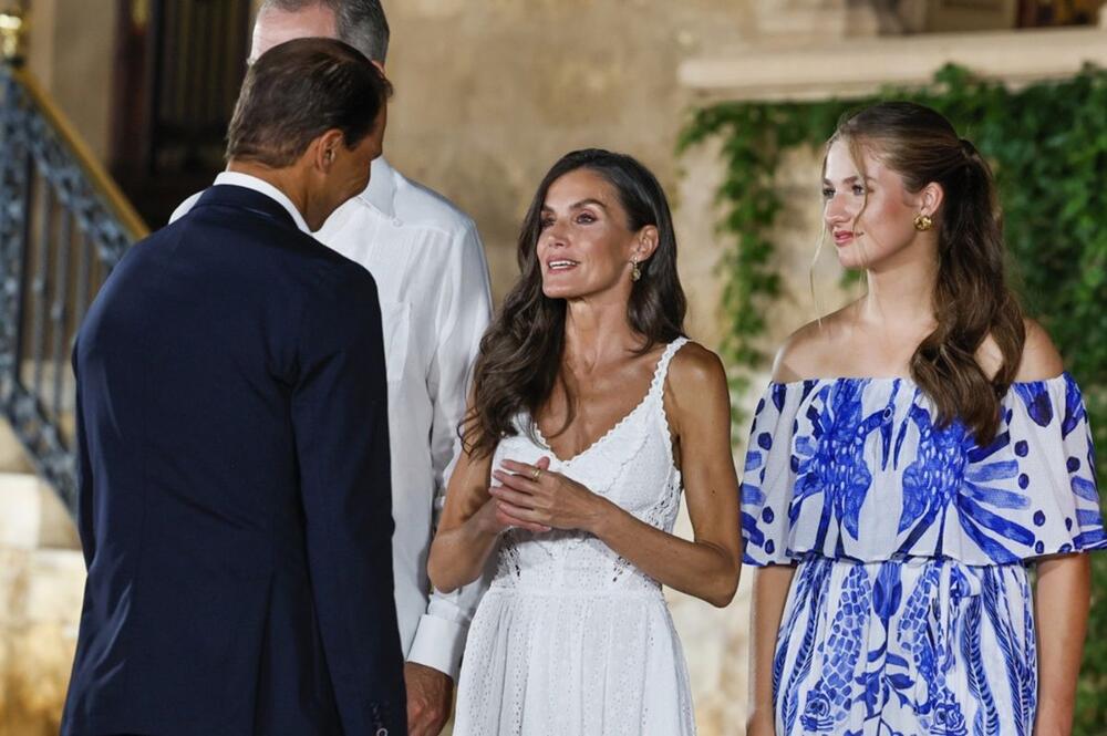 KRALJICA LETICIJA I NJENE ĆERKE ODUŠEVLJENE NADALOM 