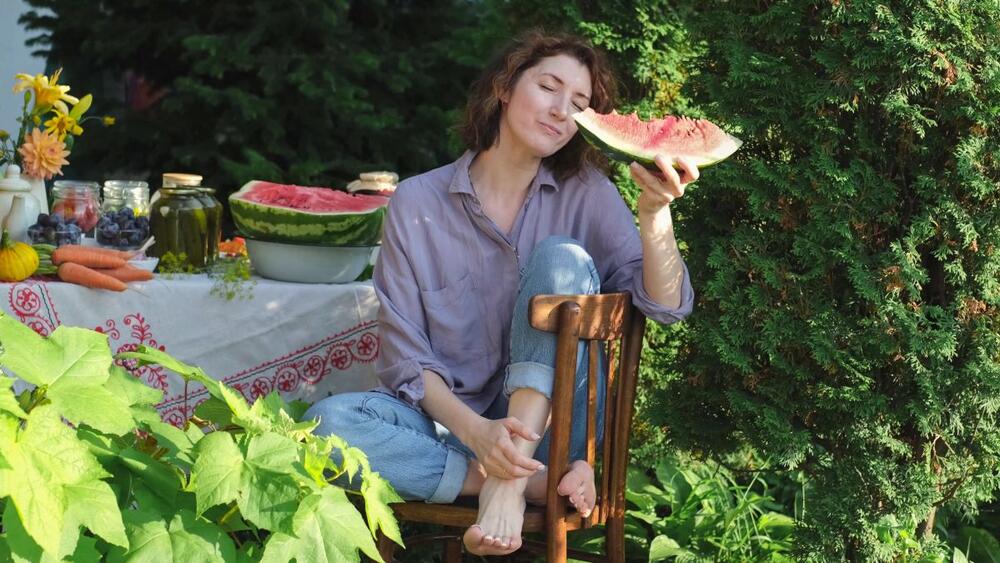 2 načina da brzo i lako skinete fleke od lubenica