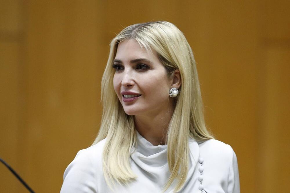 Ivanka Tramp je jedna od najbolje obučenih dama u svetu. Navikli smo da je gledamo u svedenim kombinacijam, ali njene najnovije fotografije su je prikazali u potpuno drugačijem svetlu.
