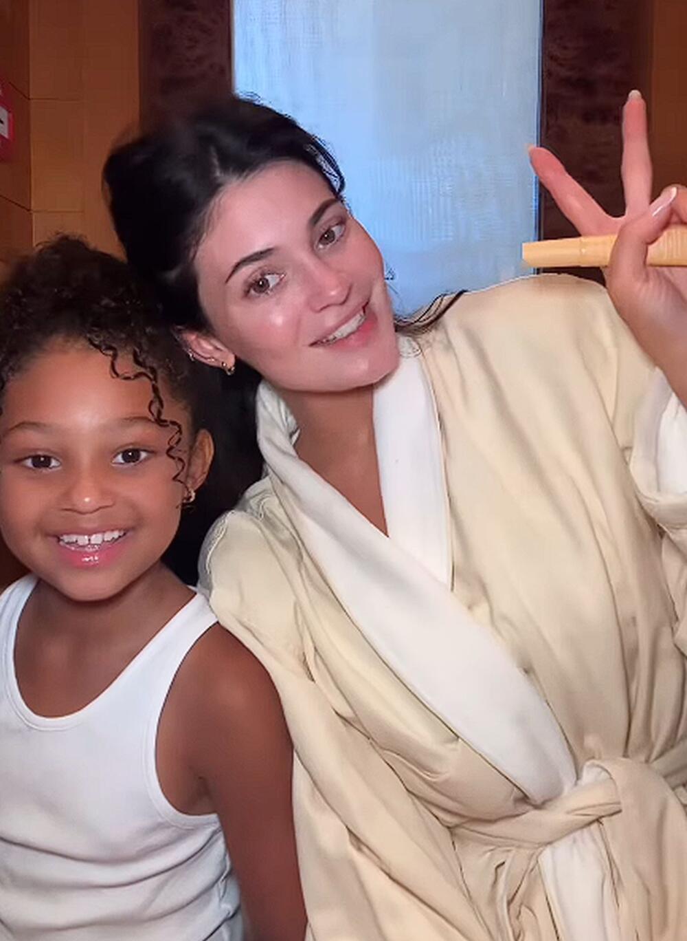 Kajli Džener sa ćerkom Stormi