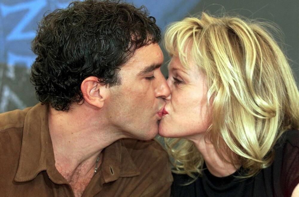 Antonio Banderas i Melani Grifit tokom FIlmskog festivala u Veneciji 1999.