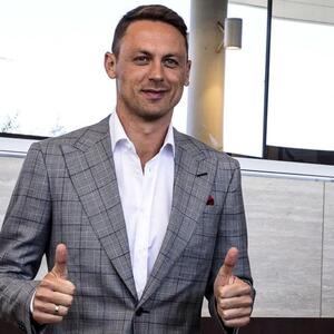 Ko je žena fudbalera Nemanje Matića? U braku su 10 godina, imaju troje dece, a sve je započelo veoma neobičnom prosidbom