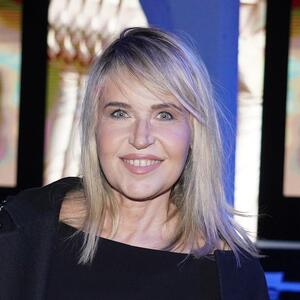 Jedna posebna suknja menja sve: Glamurozno izdanje Anice Dobre pred kojim je Sarajevo uzdahnulo