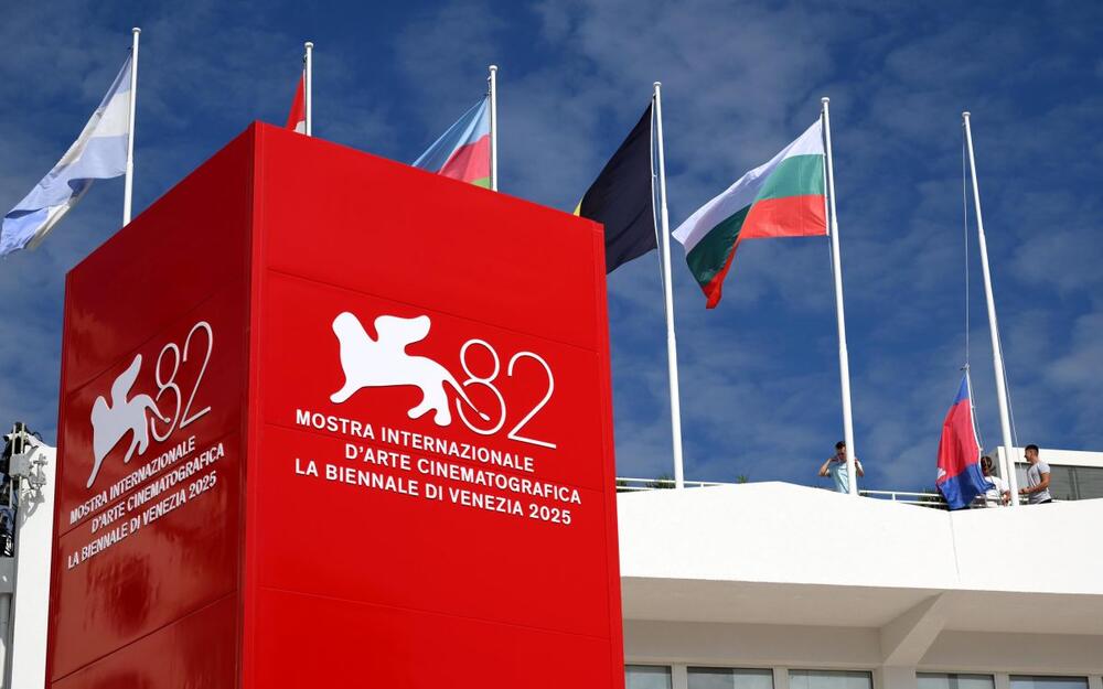 Neke od najvećih holivudskih zvezda uskoro će prošetati Lidom, gde se od 27. avgusta do 6. septembra održava čuveni Venecijanski filmski festival.