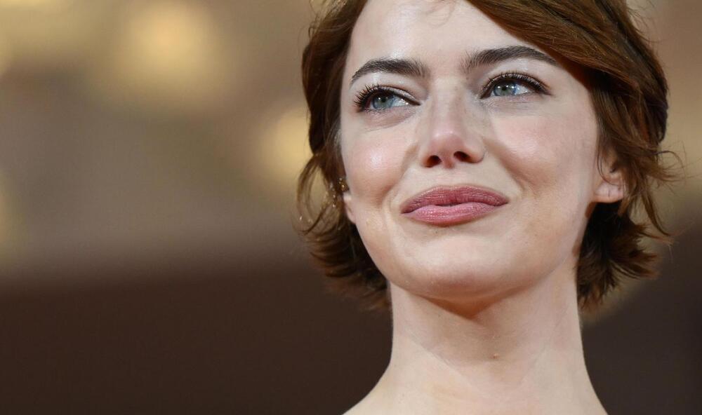 Ema Stoun na 82. Mostri