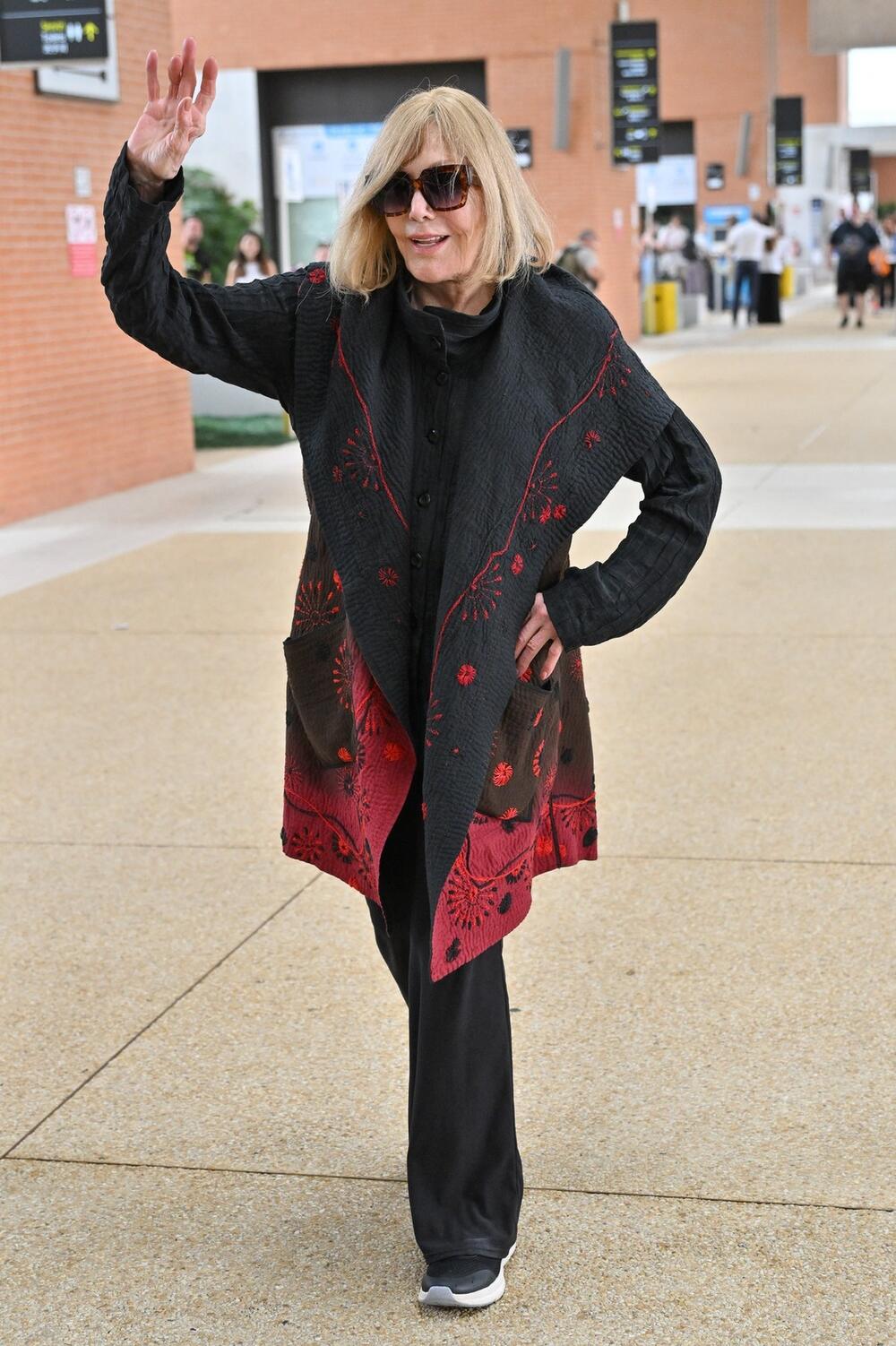 KIM NOVAK STRAHUJE DA BI NJENA VEZA MOGLA DA BUDE SKANDALIZOVANA 