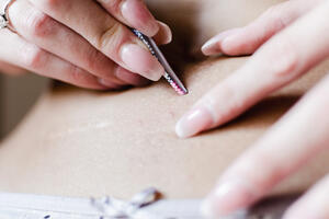 Urasle dlake su često veći problem nego što mislite: Sredstvo od 2 sastojka koje sigurno imate u kuhinji može da pomogne