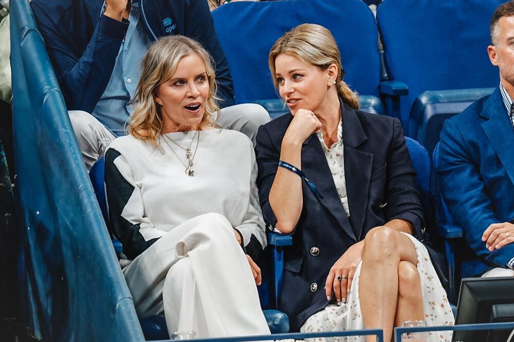 Elizabet Benks na meču Novaka Đokovića i Tejlora Frica na US Openu