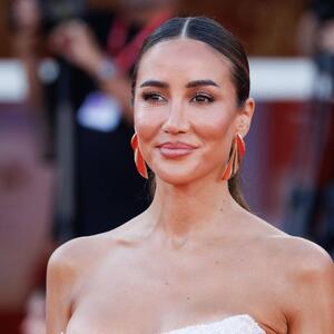 Srpkinja napravila pometnju u Veneciji: Tamara Kalinić zasenila holivudske dive haljinom s koje je teško skinuti pogled