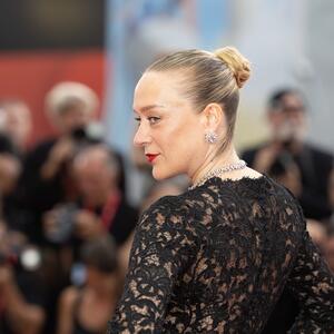 Fantazija u boji kivija & YSL od glave do pete: "Srpska snajka" zasenila Rijanu i pola Holivuda