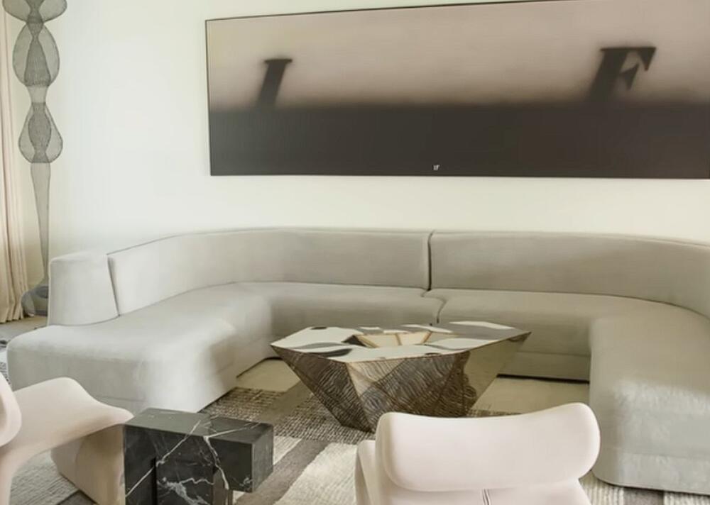 Siva ugaona garnitura Gvinet Paltrou