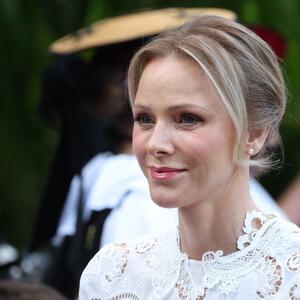 14 godina je skupljala snagu da je opet oživi: Najtužnija princeza ponela tijaru koja je seća na naj(ne)srećniji dan