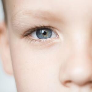 3 rane iz detinjstva koje se najčešće otvore na terapiji: Greške roditelja čije se posledice osećaju ceo život