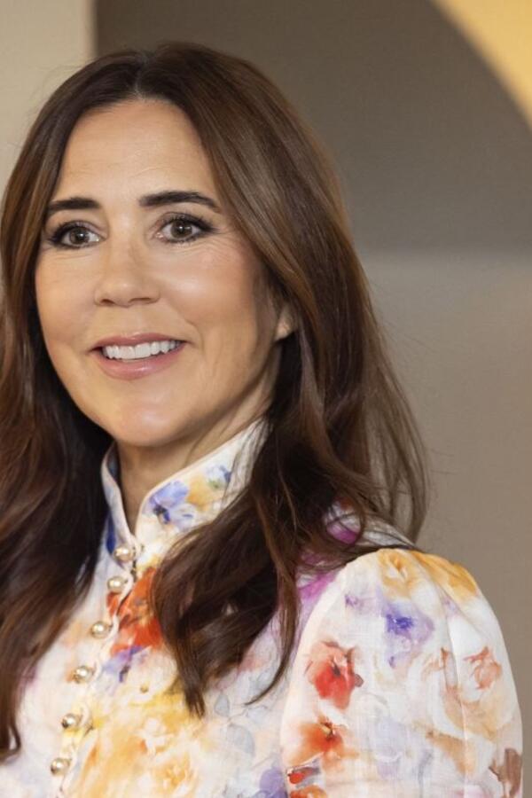 Štikle od 10 cm, diskutabilno, na ivici (ne)ukusa: Kraljica Meri od Danske našla se na "udaru" zbog cipela i to kakvih