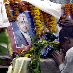 Ušao je u Palatu i – ubio celu porodicu: Najveći masakr u istoriji Nepala izveo je princ, a postoje dve teorije o motivu