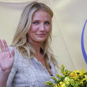 Zbog jedne fotke je ponela titulu "najkul mame Holivuda": Kameron Dijaz ovako izgleda kad ne očekuje paparace