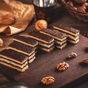 Najbolji recept za žerbo kocke koji ste probali: Hrskavi starinski kolač mami na još i vraća u detinjstvo