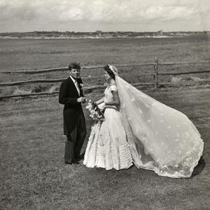 Venčanje o kojem se priča i posle 70 godina: Svadba senatora i modne ikone koja je obeležila istoriju