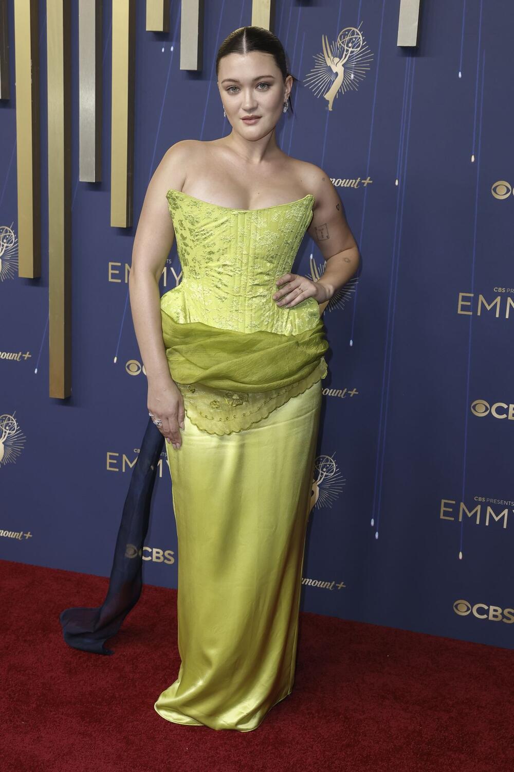 <p>Dodela Emi nagrada koja je sinoć održana u Kaliforniji dugo će se pamtiti, i to iz više razloga!</p>