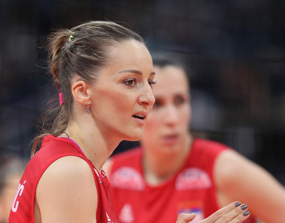 Odbojkašica Maja Ognjenović se navodno razvodi od dugogodišpnjeg supruga, bivšeg vaterpoliste Danila Ikodinovića