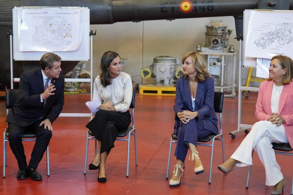 Crne kilote kraljice Leticije