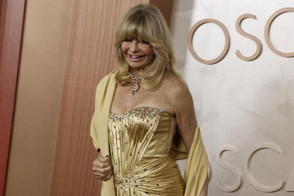 Goldi Hon je svoju dnevnu sobu dekorisala po najnovijim trendovima