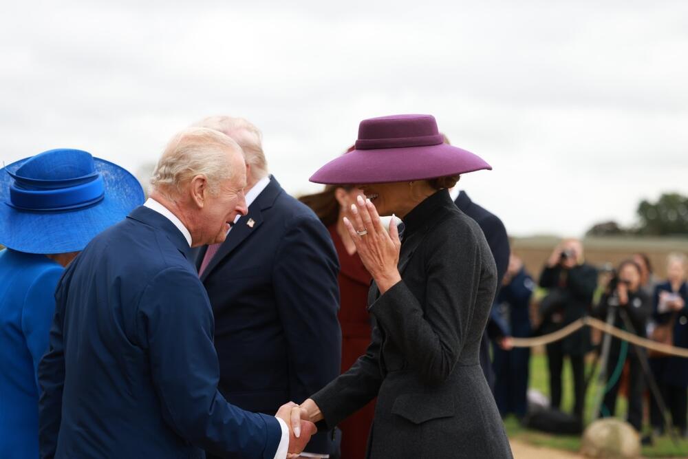 MELANIJA NIJE SLUČAJNO ODABRALA BAŠ OVAKAV ŠEŠIR