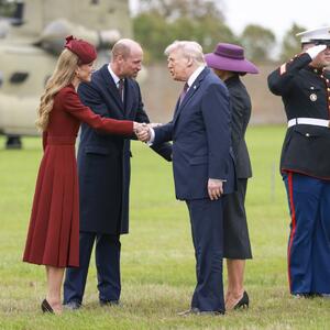 Trampov (ne)očekivan komentar Kejt Midlton: Čitač sa usana otkrio šta je predsednik Amerike rekao budućoj kraljici