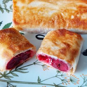 Najsočnija starinska pita sa šljivama pravi se očas posla: Dezert bez jaja i mleka spaja tradiciju i božanstven ukus