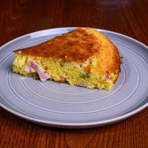 Neki je zovu carska, neki ŠPANSKA PITA, a svi se slažu – preukusna je: Najbolji recept za omiljeni doručak ili večeru