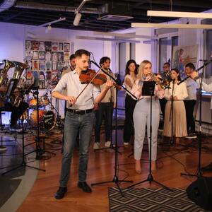 Novi zvuk Balkana: Orkestar Danijela i Etno ansambl Kult u pesmi „Pita le mome“