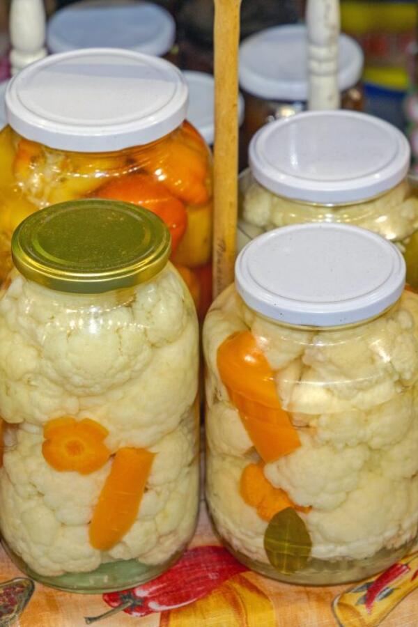Bez šećera i konzervansa: 5 najzdravijih salata koje možete da napravite za zimnicu