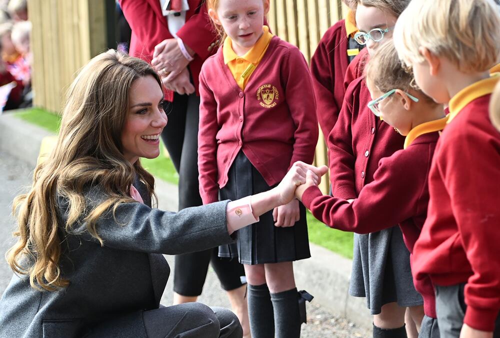 KEJT SMATRA DA TREBA DA SE VIŠE VREMENA PROVODI U RAZGOVORU 