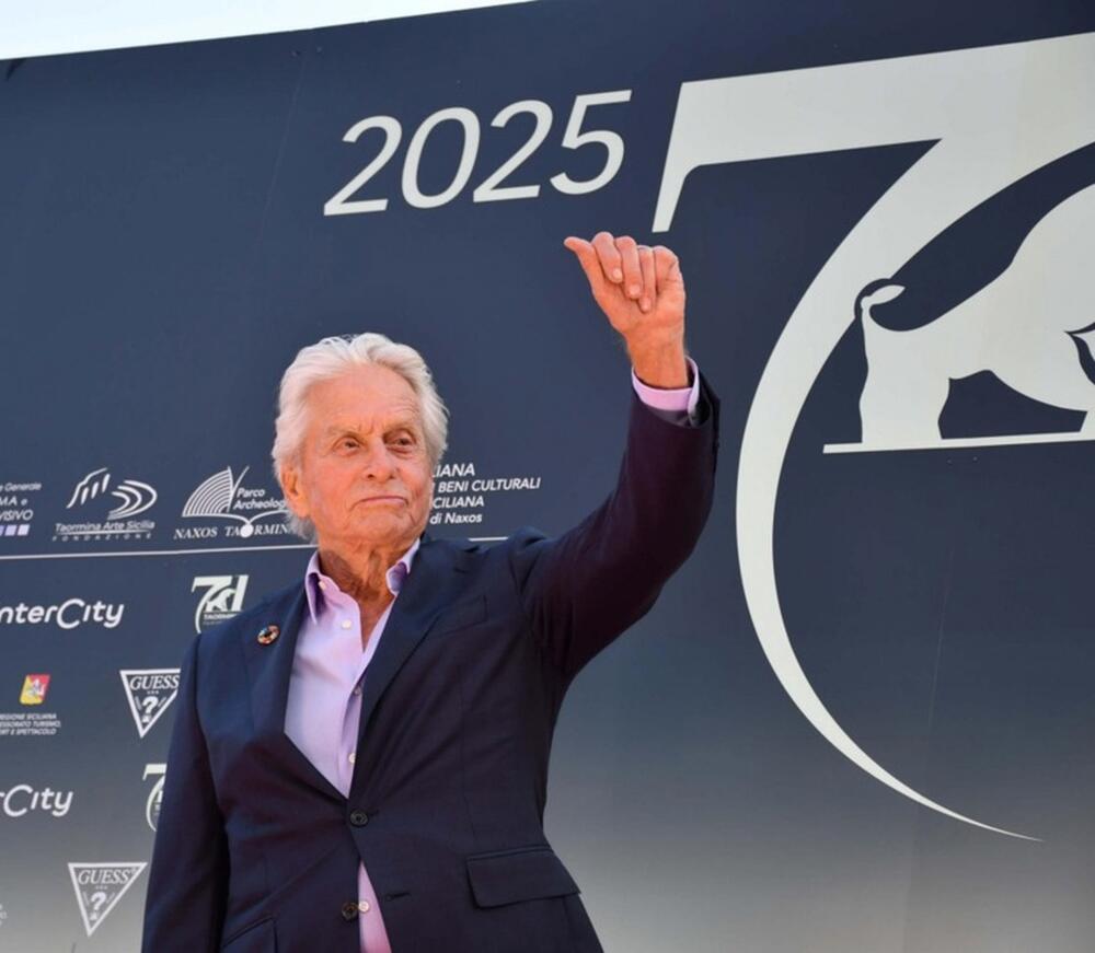 Majkl Daglas je pre Ketrin Zite Džouns bio u braku 23 godine