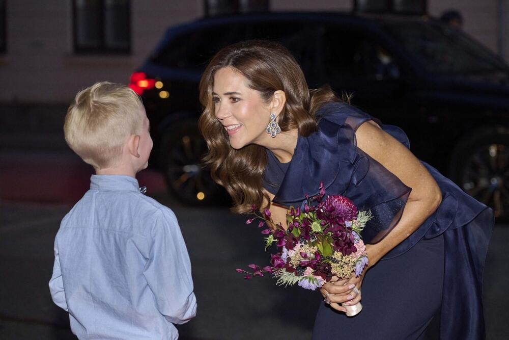 Modno izdanje kraljice Meri od Danske za čistu desetku