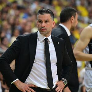 Sa suprugom i decom uživa u malim stvarima: Novom selektoru košarkaša Srbije porodica je najveća sreća u životu