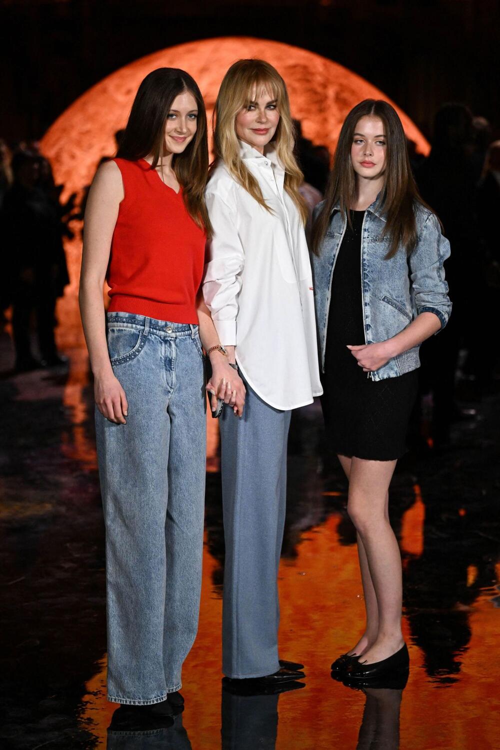 NIKOL JE SVE ODUŠEVILA S ĆERKAMA NA CRVENOM TEPIHU 