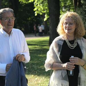 Mir je našao pored 15 godina mlađe profesorke: Ovo je žena pored koje je Zdravko Šotra proveo poslednjih 20 godina