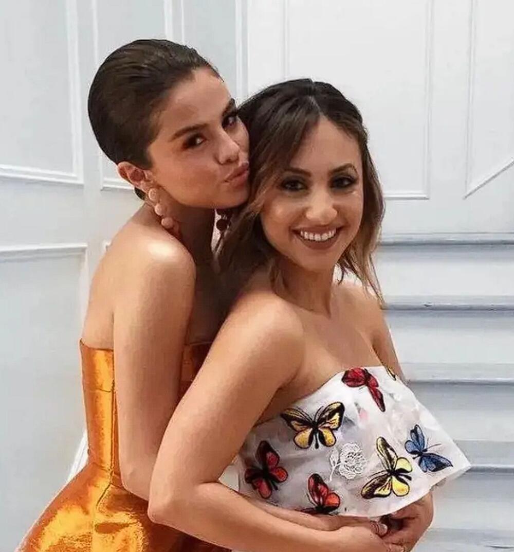 Selena Gomez i Fransija Raisa su godinama bile bliske prijateljice