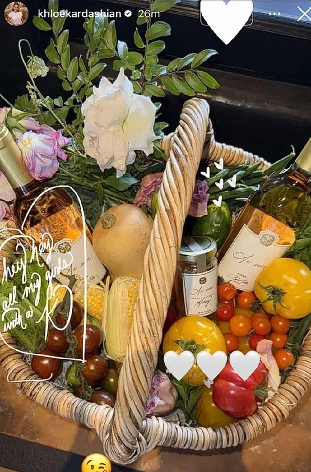 Poklon Megan Markl za Kloi Kardašijan