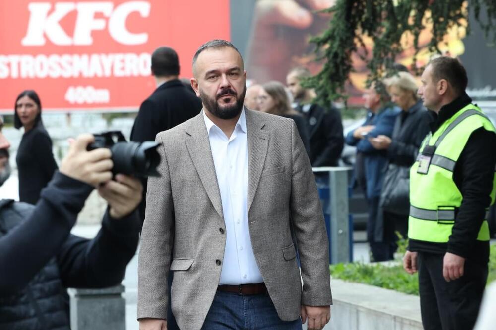 Komemoracija Halidu Bešliću