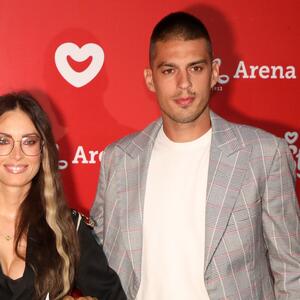 Zašto se Mirka Vasiljević i Vujadin Savić nisu venčali? Glumica priznala šta ih je sprečilo da stanu pred matičara