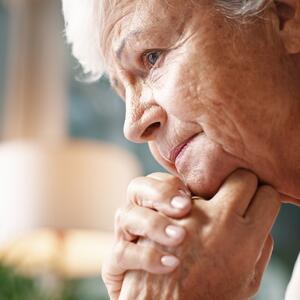 Za 12 nedelja može da smanji kognitivno oštećenje: Ova 'zarazna' igra je savršena za one koji strepe od demencije