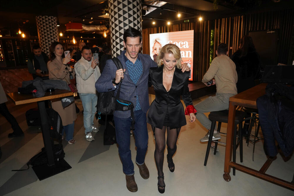 <p>Oni mogu da budu uzor svakom paru koji želi da zajedno provede život u harmoniji, poštovanju uprkos svemu što se na njihovom putu nađe </p>