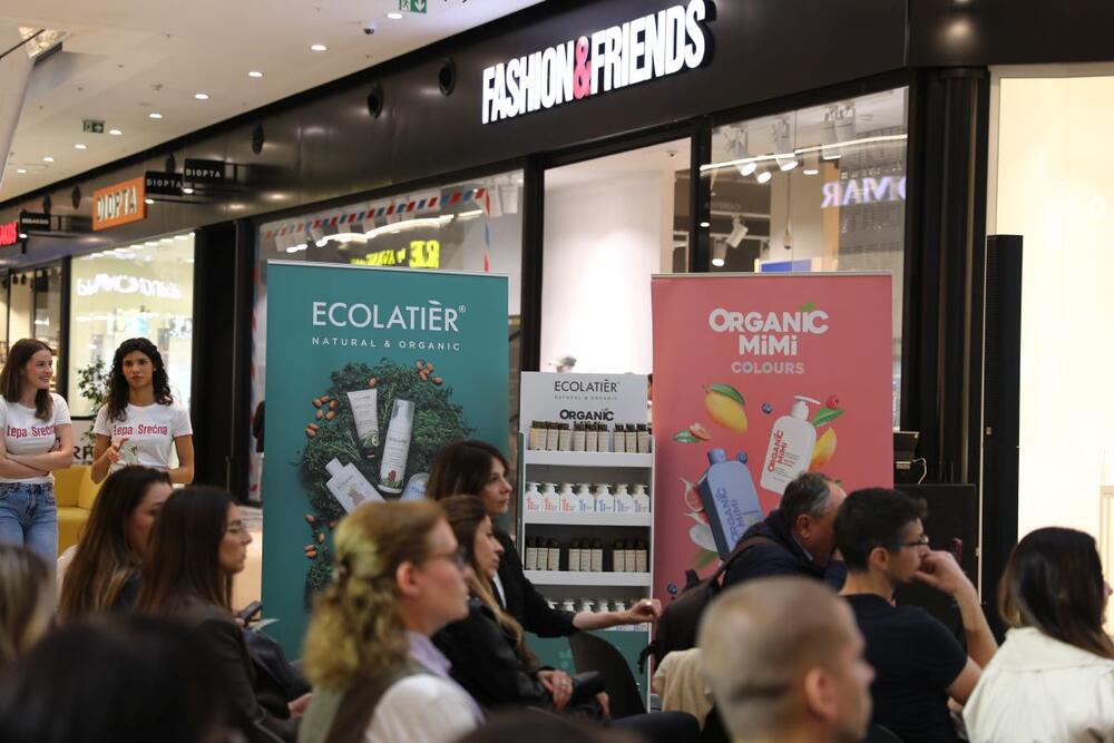 <p>Ko­n­fe­re­n­ci­ja Re­set Li­fe ma­ga­zi­na Le­pa&Sre­ć­na, odr­ža­na 18. ok­to­bra u Big Fa­s­hion šo­pi­ng cen­tru na Ka­ra­bu­r­mi, Vi­šnji­č­ka 84, oku­pi­la je bro­j­ne stru­č­nja­ke, za­go­vor­ni­ke ko­n­ce­p­ta Lo­n­ge­vi­ty - me­di­ci­ne bu­du­ć­nos­ti u ko­joj vi­tal­nost iene­r­gi­ja či­ne osno­vu zdra­vog i du­gog života</p>