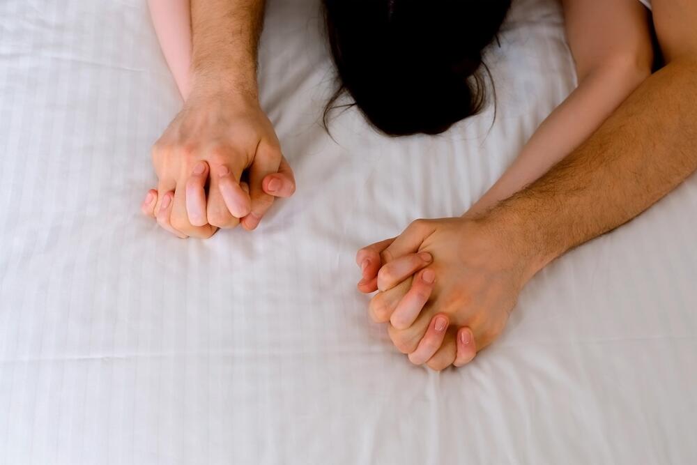 Doktor objasnio zašto neki ljudi izgovaraju imena bivših u toku seksa