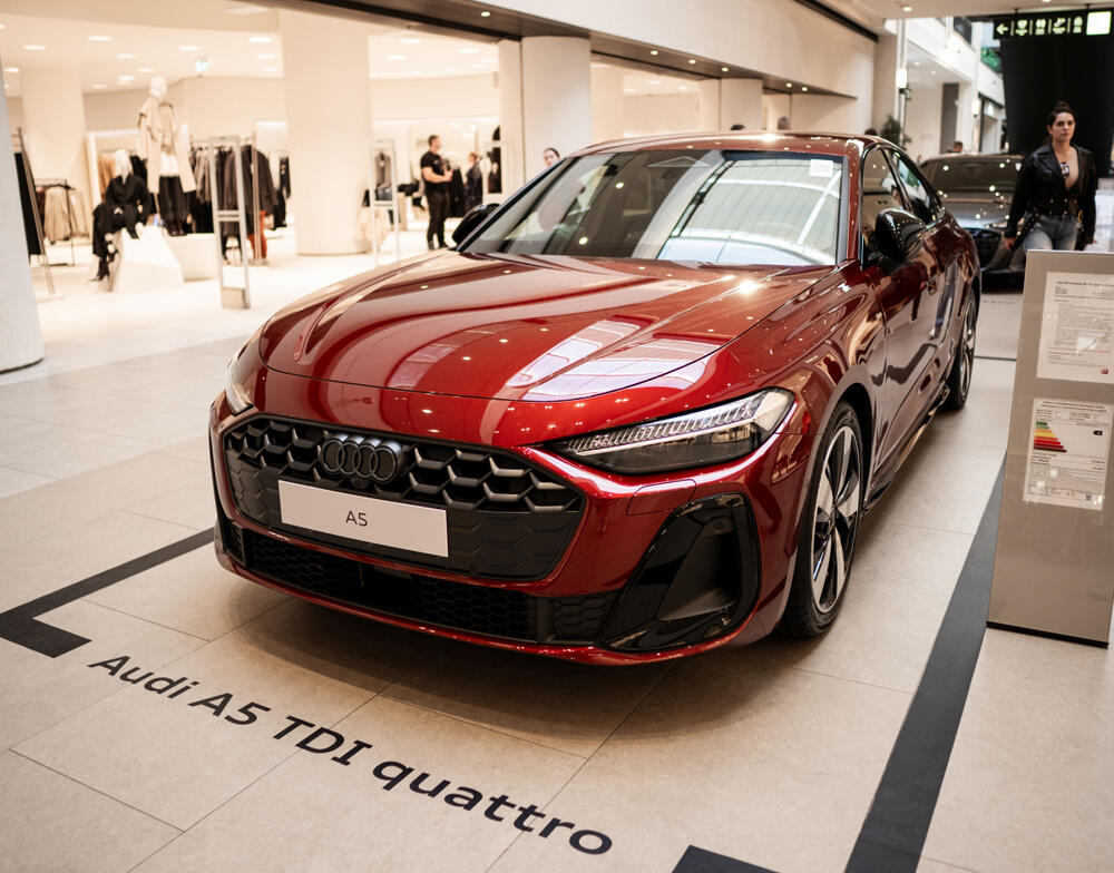 <p><strong>Najluksuzniji modeli, tehnološke inovacije i premijere na jednom mestu – automobilizam u punom sjaju!</strong></p>