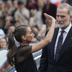 Ipak, NIKO kao čudesna Leticija! Kad je španska kraljevska porodica na okupu, modna poslastica je zagarantovana