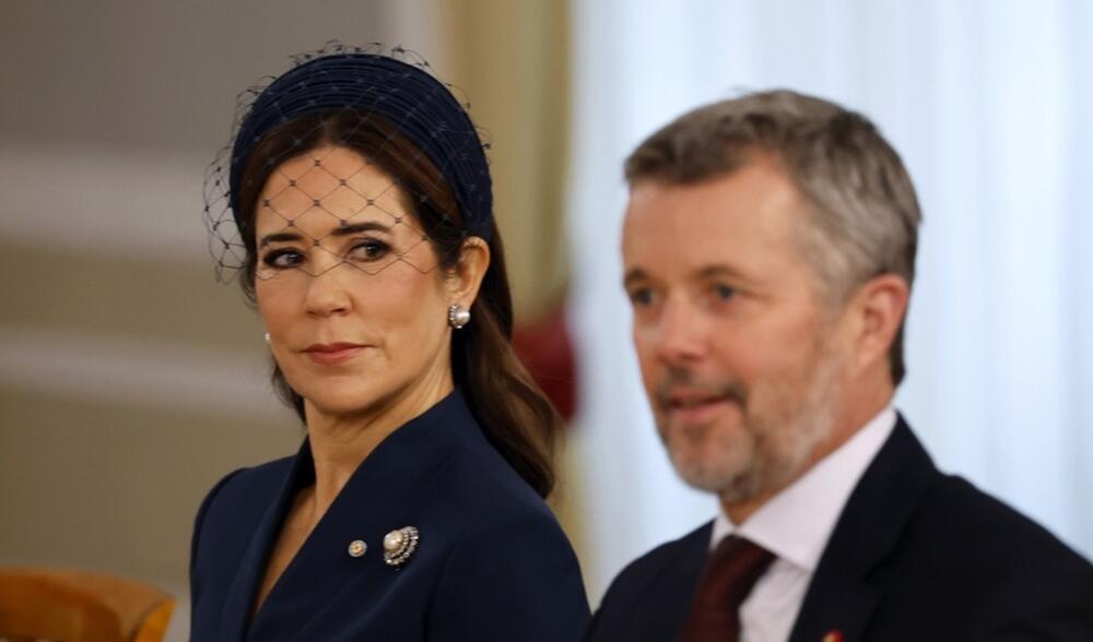 MERI OD DANSKE OPČINILA PRELEPIM NAKITOM STARIM 200 GODINA 