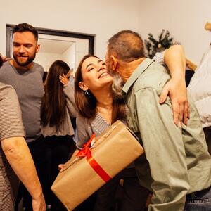 30 ideja za slavski poklon koje će vam koristiti: Kad ne znate čime obradovati domaćine, nešto od ovoga sigurno pomaže